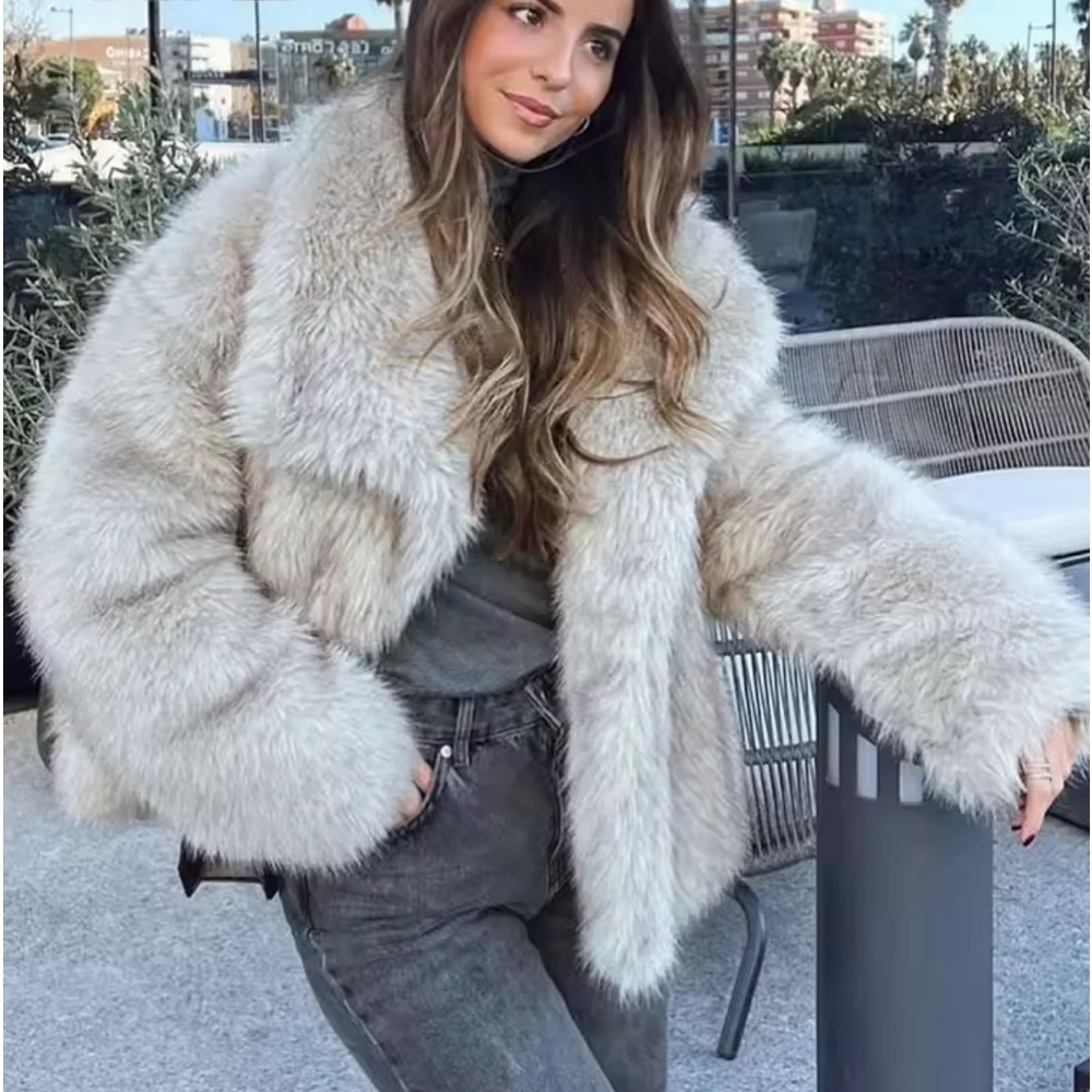 Fur jacket coat gray faux fur chic style women’s chunky fuzzy teddy light beige